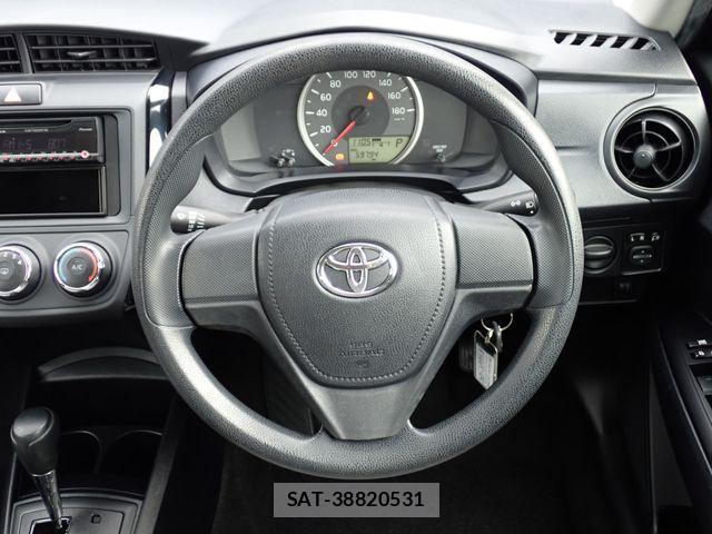 Toyota COROLLA AXIO 2017-11 2317954-10