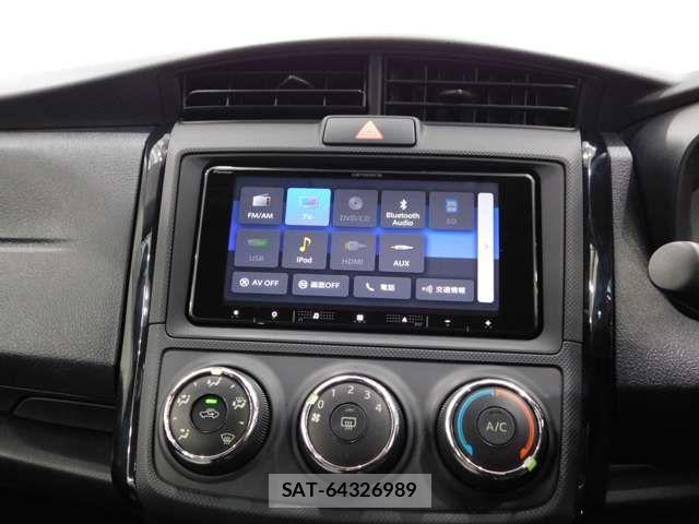 Toyota COROLLA AXIO 2016-04 4589118-6