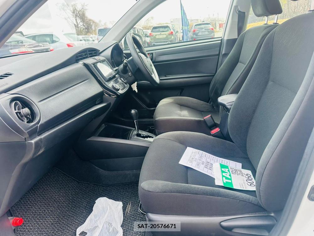 Toyota COROLLA AXIO 2019 4618862-10