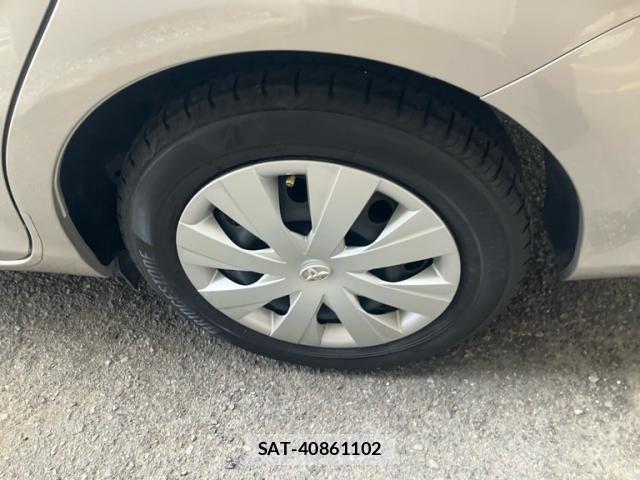 Toyota COROLLA AXIO 2017-07 6010179-7