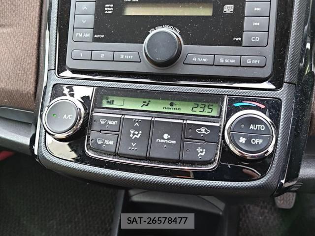 Toyota COROLLA AXIO 2014-03 6212650-13