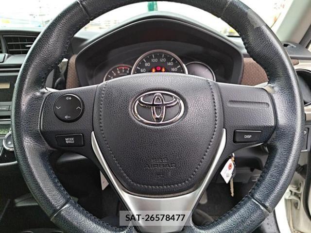 Toyota COROLLA AXIO 2014-03 6212650-16