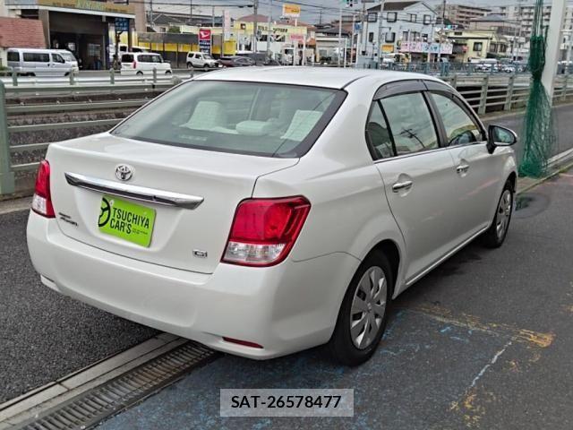 Toyota COROLLA AXIO 2014-03 6212650-1