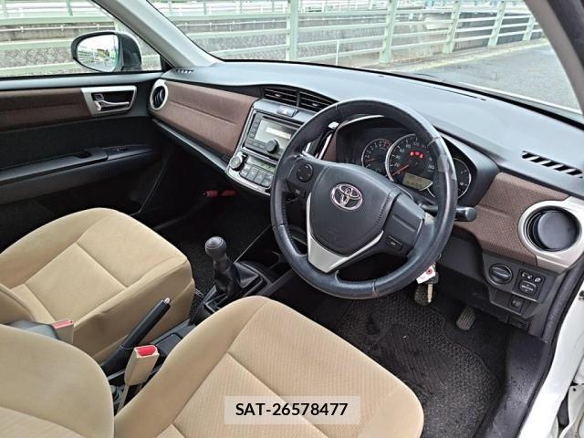 Toyota COROLLA AXIO 2014-03 6212650-2