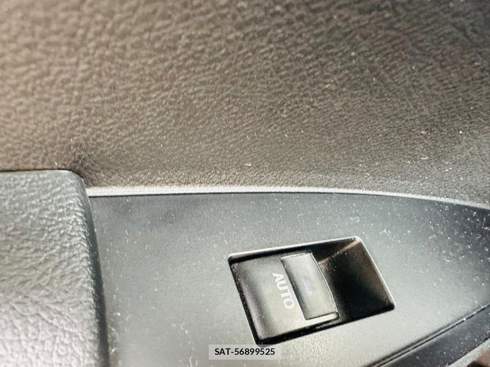 Toyota COROLLA AXIO 2020 6491379-23