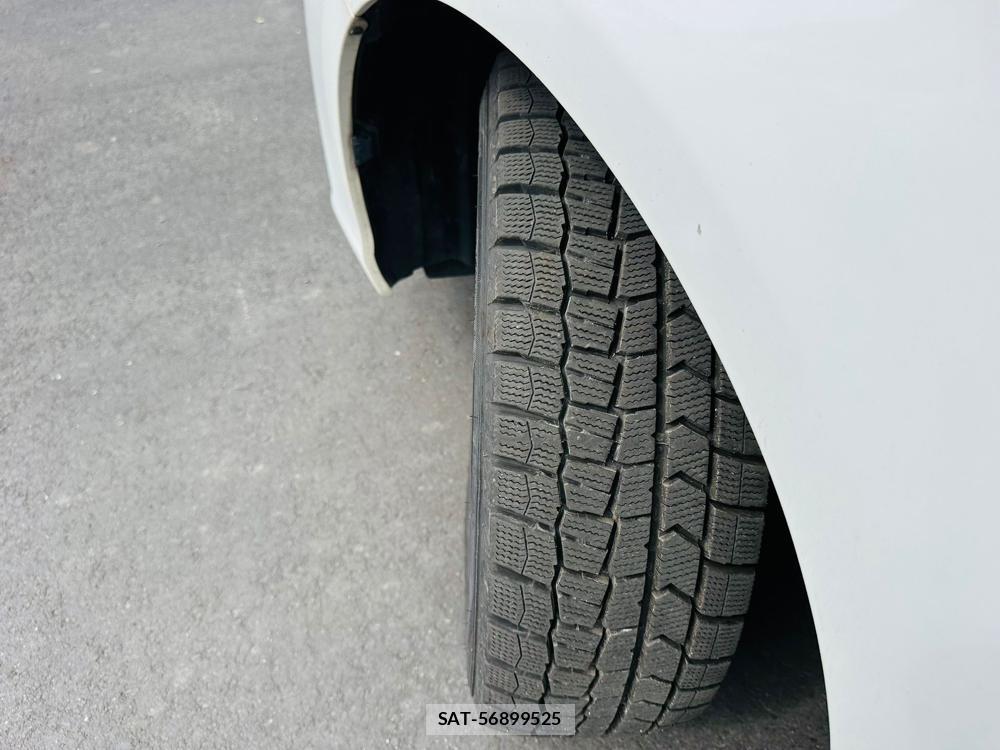 Toyota COROLLA AXIO 2020 6491379-30