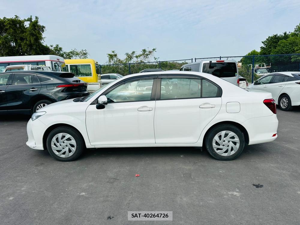 Toyota COROLLA AXIO 2020 6491375-1