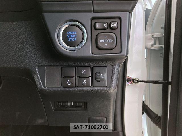 Toyota COROLLA AXIO 2021-04 6675400-16