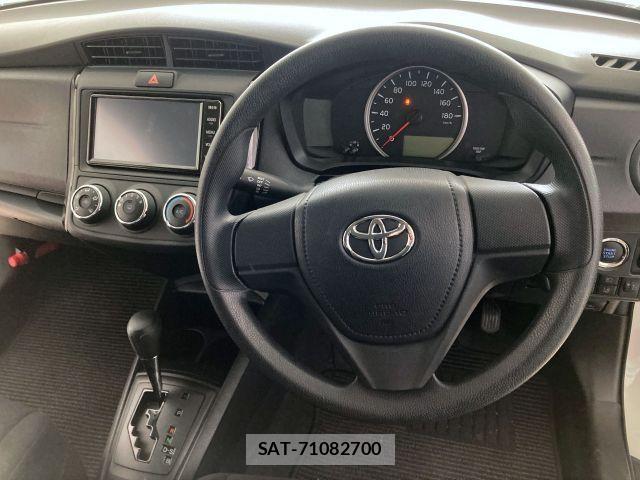 Toyota COROLLA AXIO 2021-04 6675400-17
