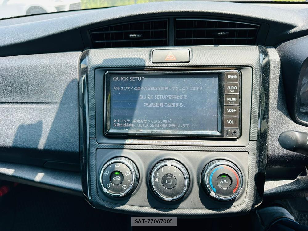 Toyota COROLLA AXIO 2020 6789008-18