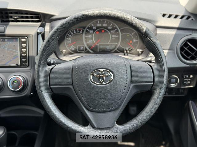 Toyota COROLLA AXIO 2025-02 6903377-8