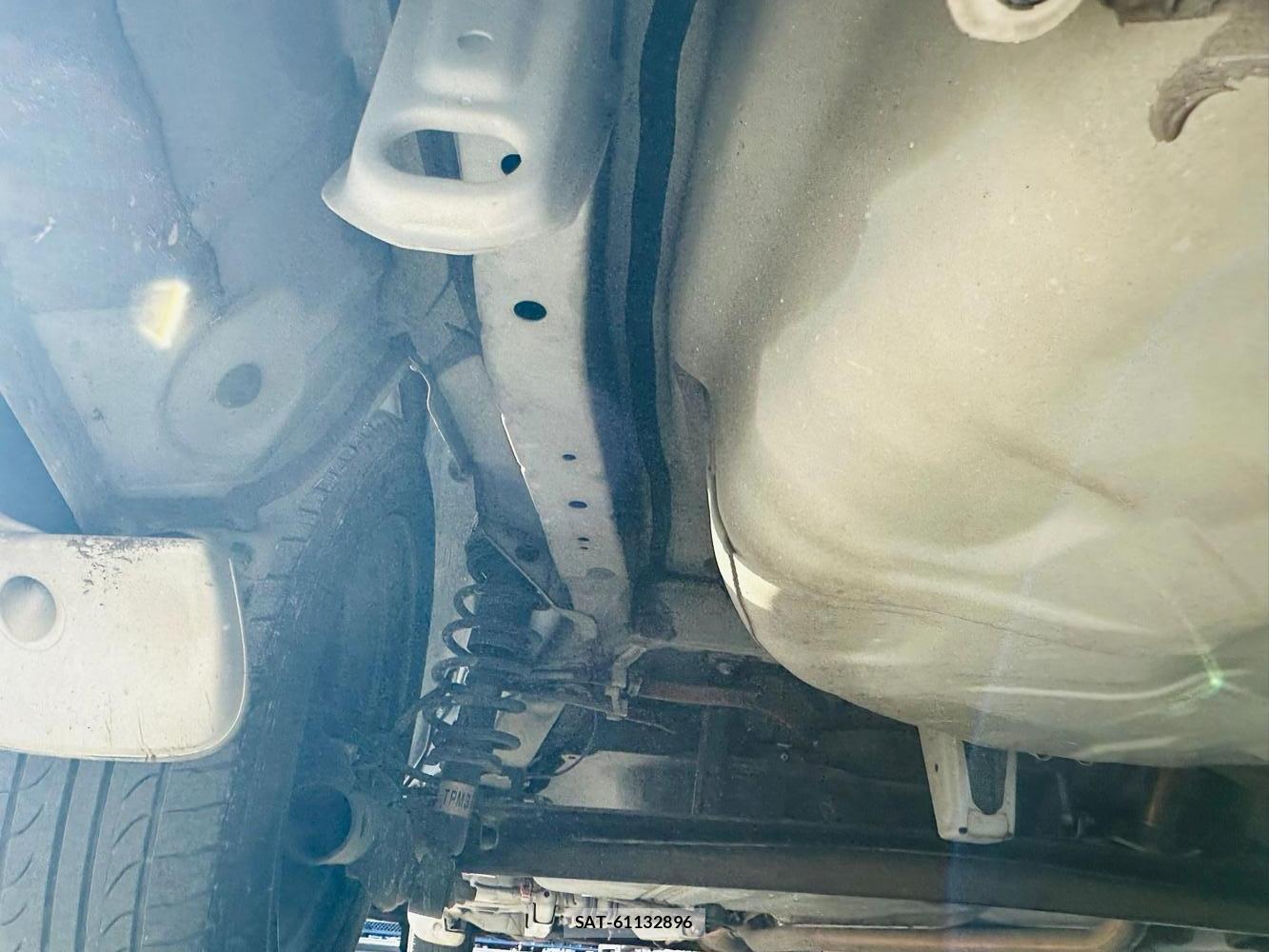 Toyota COROLLA AXIO 2011 6811897-34