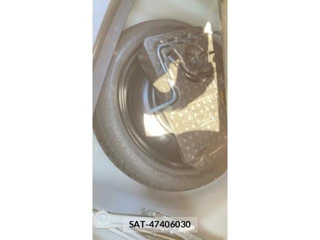Toyota COROLLA AXIO 2011-08 6903378-20