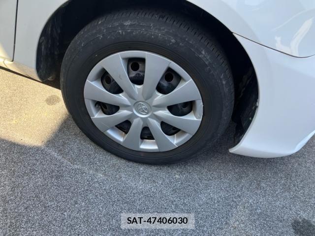 Toyota COROLLA AXIO 2011-08 6903378-3