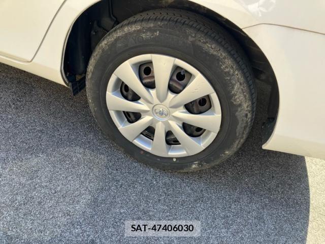 Toyota COROLLA AXIO 2011-08 6903378-5