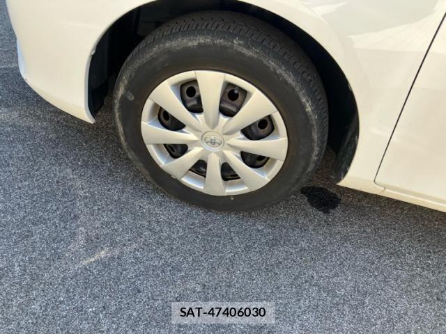 Toyota COROLLA AXIO 2011-08 6903378-6