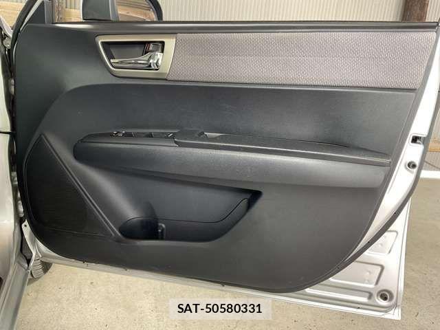 Toyota COROLLA AXIO 2013-03 6903384-15