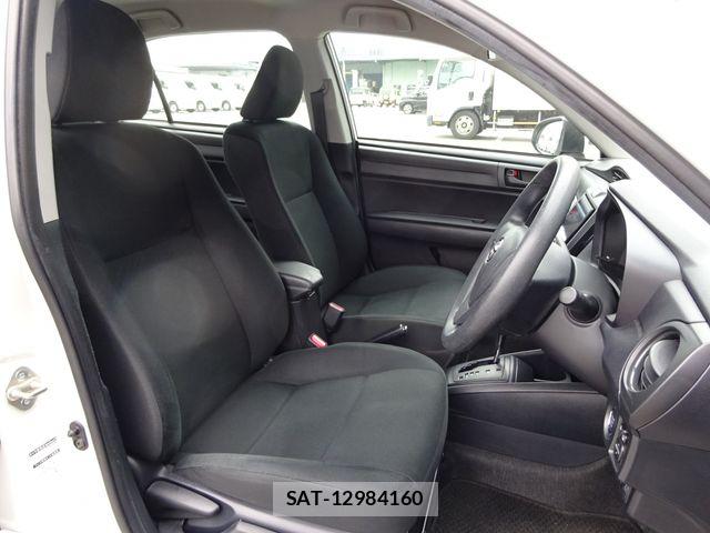 Toyota COROLLA AXIO 2021-03 6992436-14