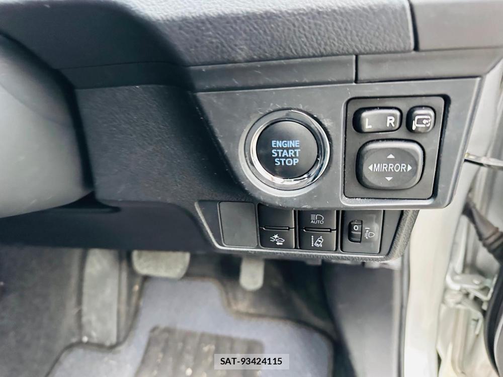 Toyota COROLLA AXIO 2020 6565281-15