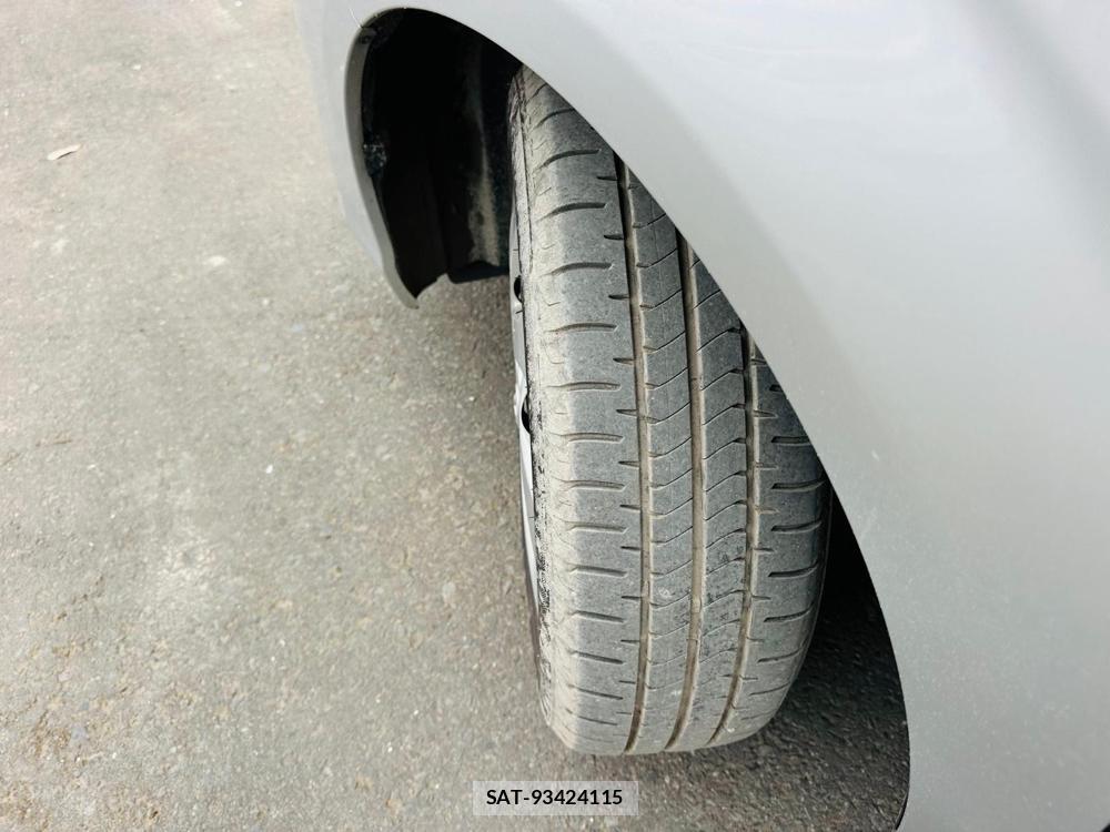 Toyota COROLLA AXIO 2020 6565281-29