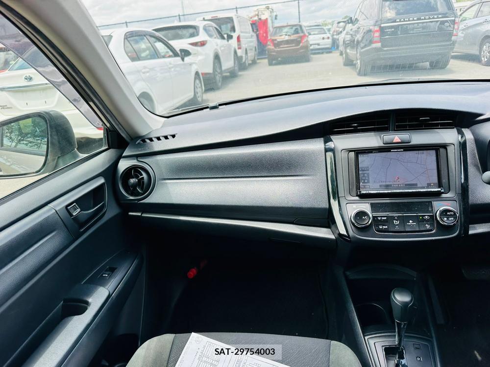 Toyota COROLLA AXIO 2019 6833387-17