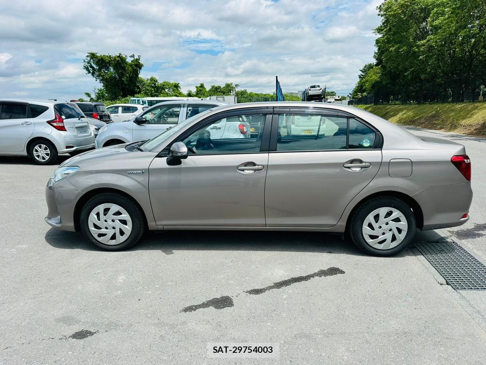 Toyota COROLLA AXIO 2019 6833387-1