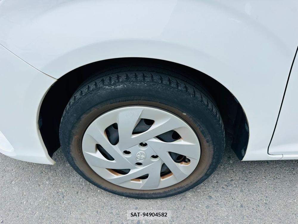 Toyota COROLLA AXIO 2020 7009993-28