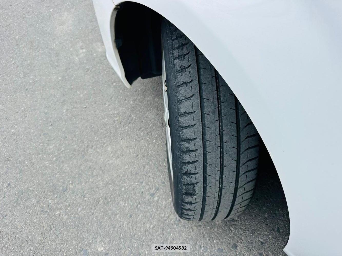 Toyota COROLLA AXIO 2020 7009993-30