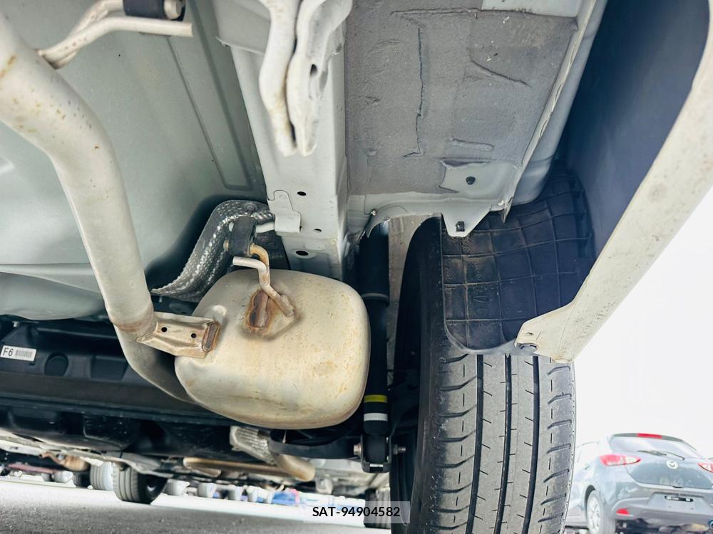 Toyota COROLLA AXIO 2020 7009993-35