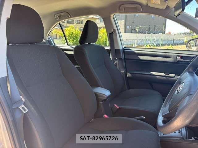 Toyota COROLLA AXIO 2020-02 7216239-9