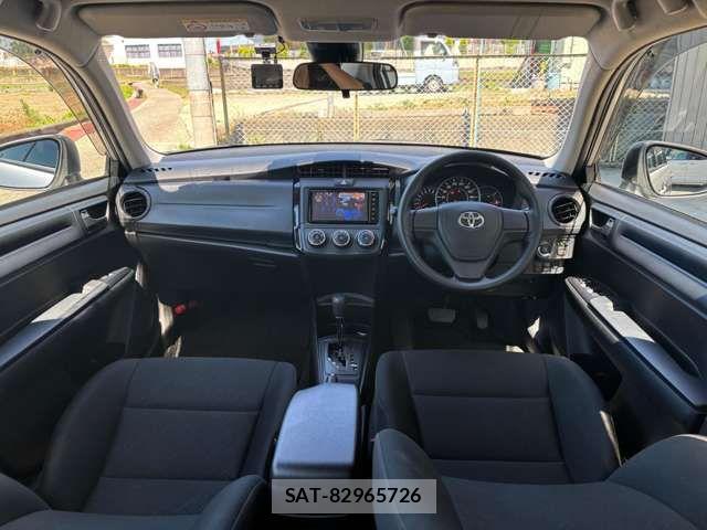 Toyota COROLLA AXIO 2020-02 7216239-10