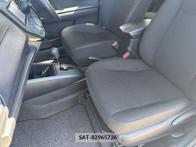 Toyota COROLLA AXIO 2020-02 7216239-13