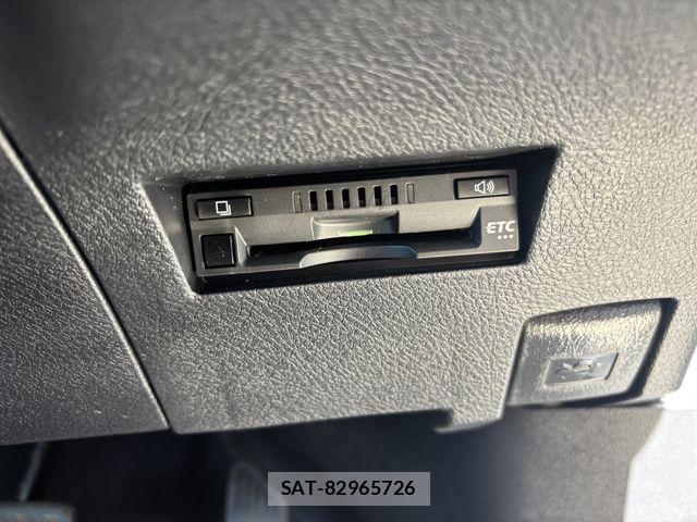 Toyota COROLLA AXIO 2020-02 7216239-25