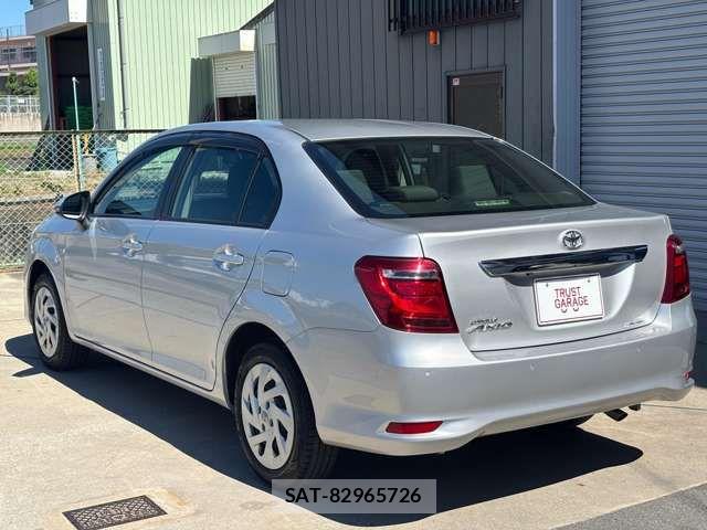 Toyota COROLLA AXIO 2020-02 7216239-6