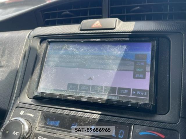 Toyota COROLLA AXIO 2020-04 7216247-15