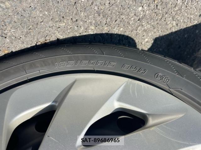 Toyota COROLLA AXIO 2020-04 7216247-25