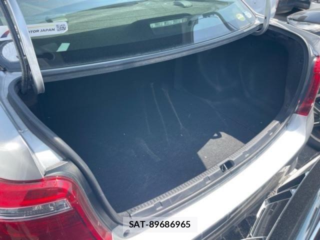 Toyota COROLLA AXIO 2020-04 7216247-7