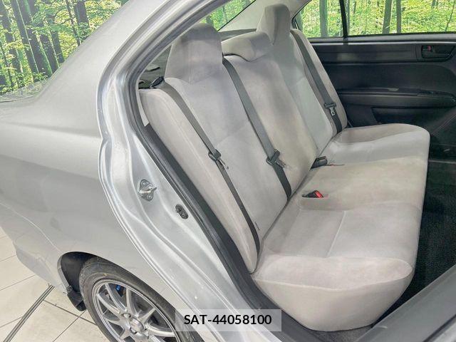 Toyota COROLLA AXIO 2015-11 7216237-11