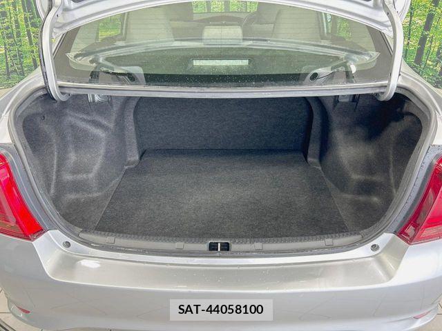 Toyota COROLLA AXIO 2015-11 7216237-12