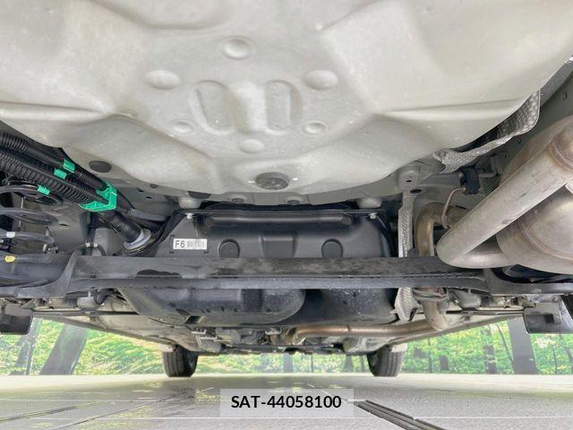 Toyota COROLLA AXIO 2015-11 7216237-18