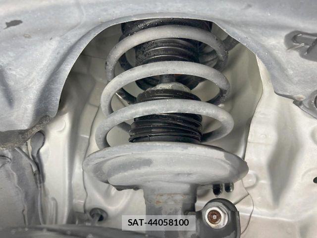 Toyota COROLLA AXIO 2015-11 7216237-19