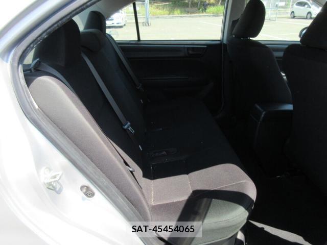 Toyota COROLLA AXIO 2020-04 7216240-11