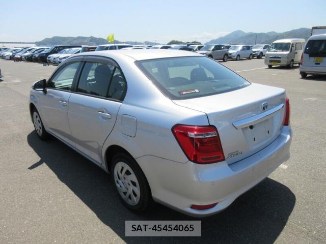Toyota COROLLA AXIO 2020-04 7216240-3