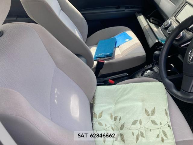 Toyota COROLLA AXIO 2015-10 7250188-9