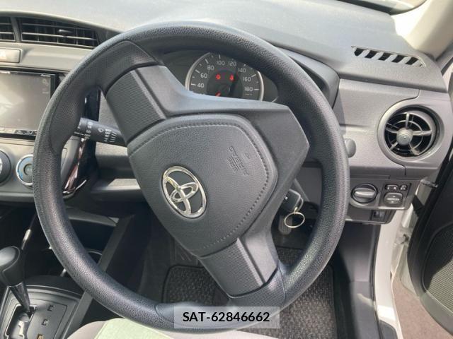 Toyota COROLLA AXIO 2015-10 7250188-13