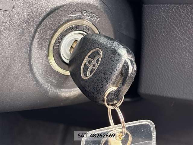 Toyota COROLLA AXIO 2016-06 7250187-10
