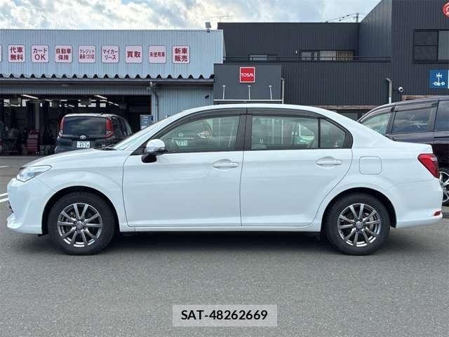 Toyota COROLLA AXIO 2016-06 7250187-25
