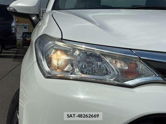 Toyota COROLLA AXIO 2016-06 7250187-27