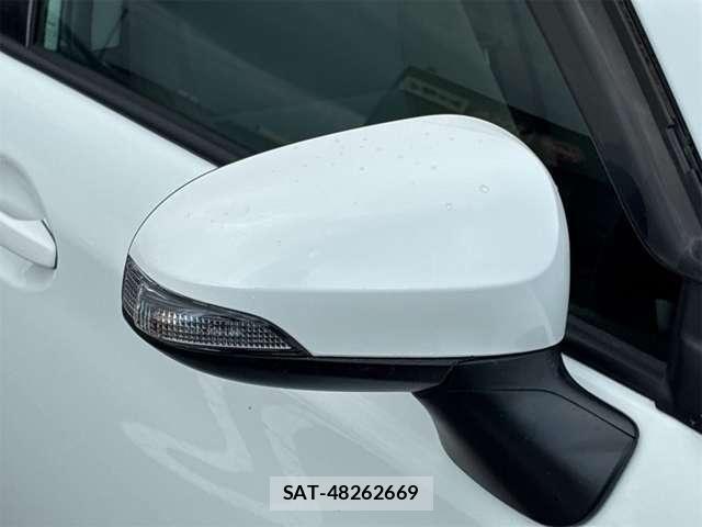 Toyota COROLLA AXIO 2016-06 7250187-28