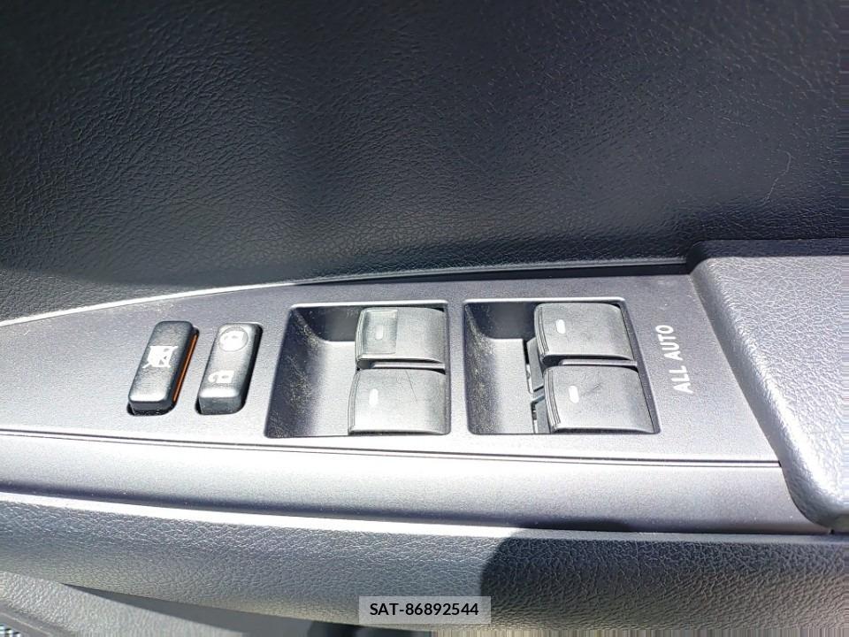Toyota COROLLA AXIO 2019 7201998-12